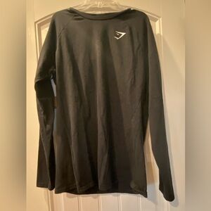 long sleeve black tshirt.